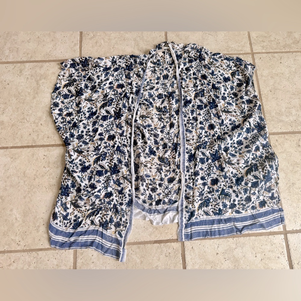 LOFT M/L open‎ front breathable, soft caftan